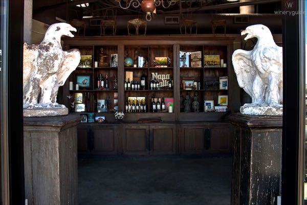 Blackbird Vineyards - RiverHouse