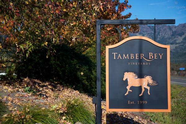 Jones Family Vineyards at Tamber Bey